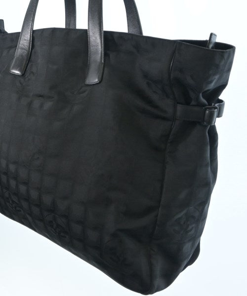 CHANEL กระเป๋าถือขนาดใหญ่