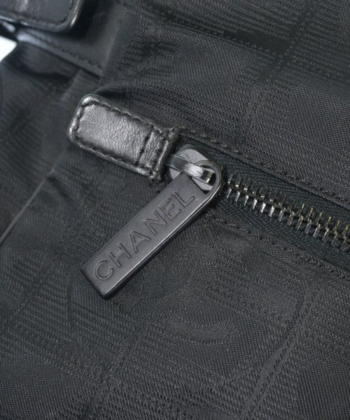 CHANEL กระเป๋าถือขนาดใหญ่