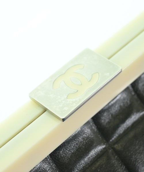 CHANEL กระเป๋าถือ