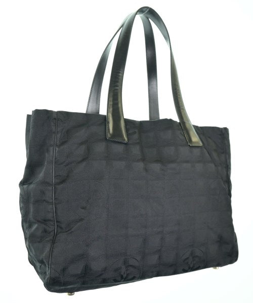 CHANEL กระเป๋าถือ