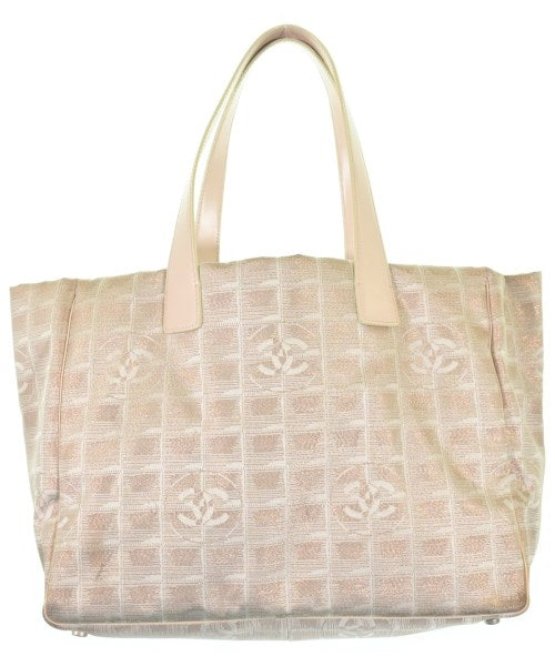 CHANEL กระเป๋าถือ
