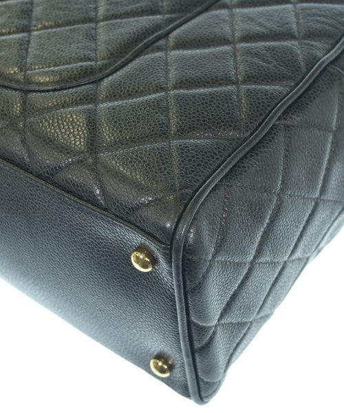 CHANEL กระเป๋าใส่อุปกรณ์ขนาดใหญ่