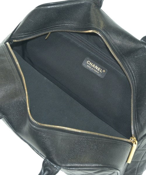 CHANEL กระเป๋าใส่อุปกรณ์ขนาดใหญ่