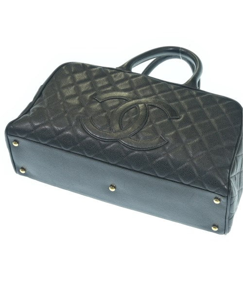 CHANEL กระเป๋าใส่อุปกรณ์ขนาดใหญ่