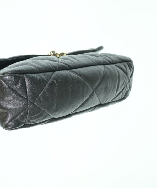 CHANEL กระเป๋าสะพาย