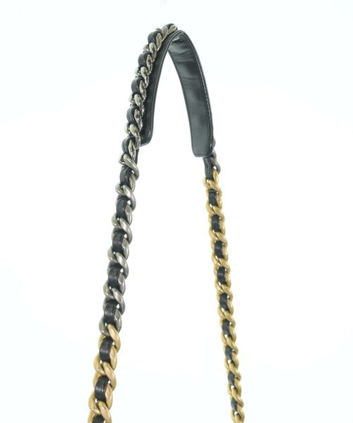 CHANEL กระเป๋าสะพาย