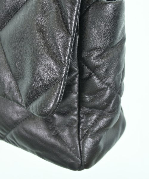 CHANEL กระเป๋าสะพาย