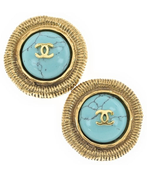CHANEL เจาะ