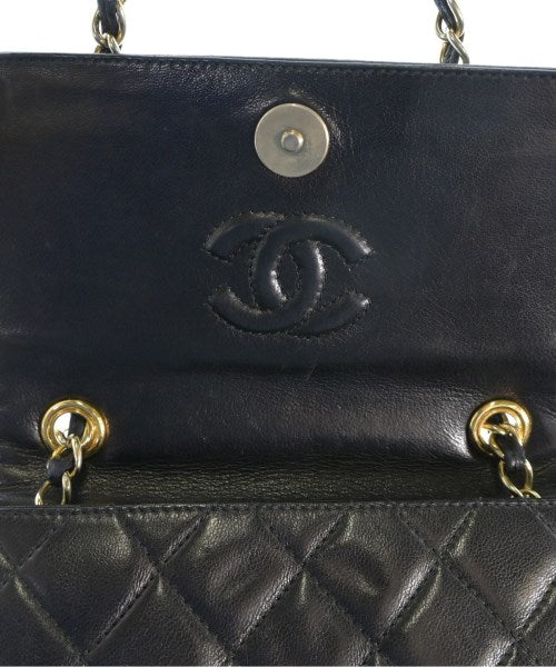 CHANEL กระเป๋าสะพาย
