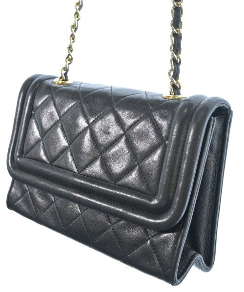 CHANEL กระเป๋าสะพาย