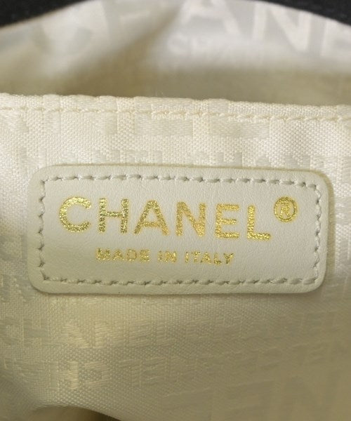 CHANEL กระเป๋าถือขนาดใหญ่