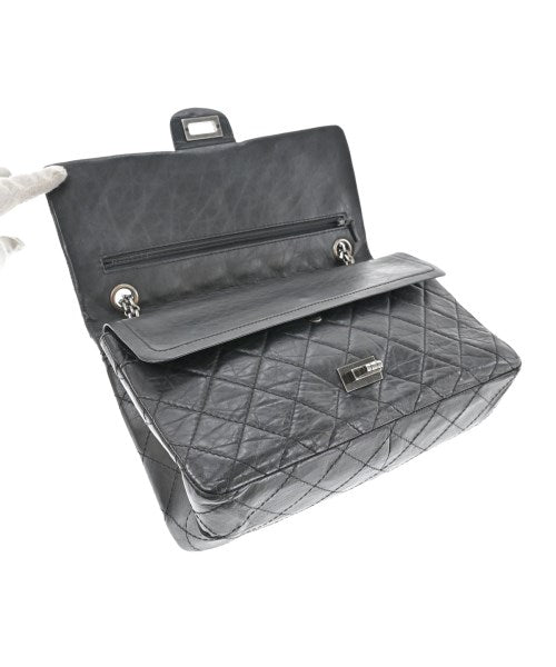 CHANEL กระเป๋าสะพาย