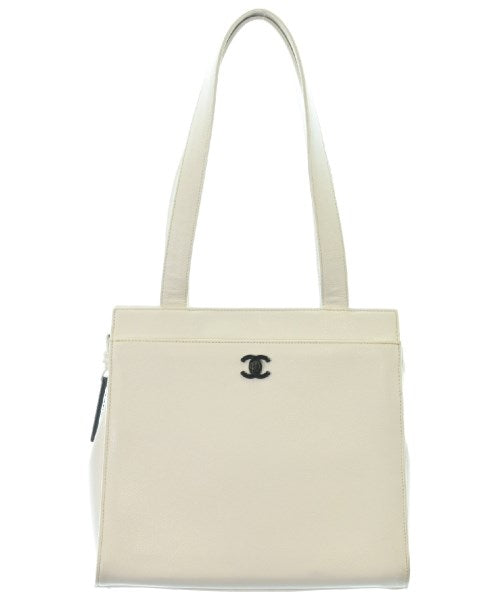 CHANEL กระเป๋าถือขนาดใหญ่