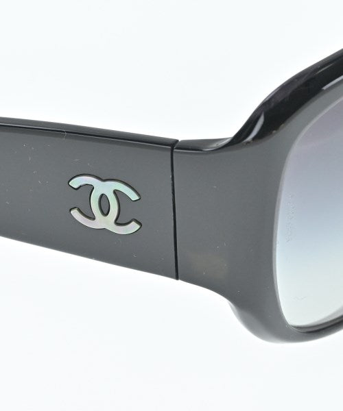 CHANEL แว่นกันแดด