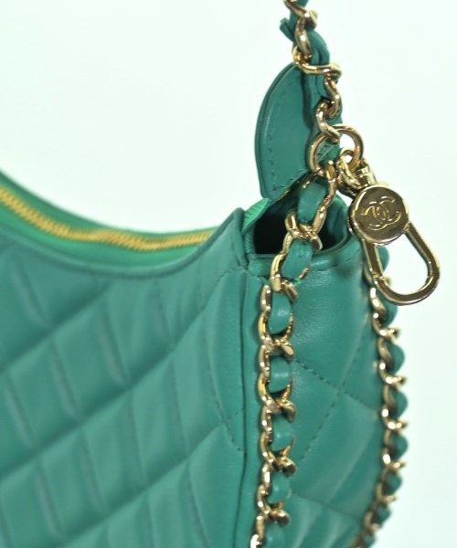 CHANEL กระเป๋าสะพาย