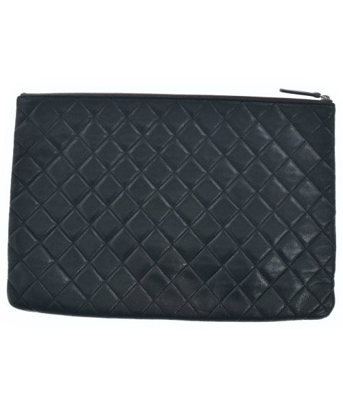 CHANEL คลัตช์
