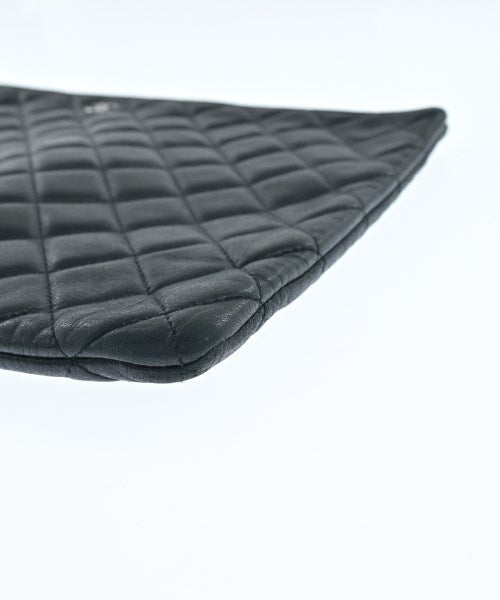CHANEL คลัตช์