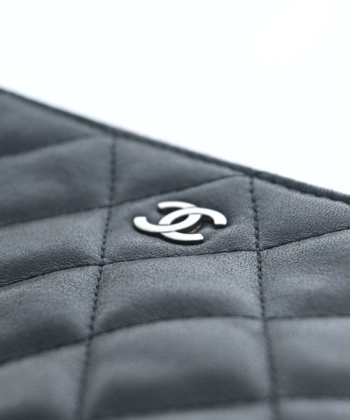 CHANEL คลัตช์