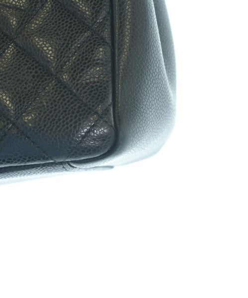 CHANEL กระเป๋าถือขนาดใหญ่