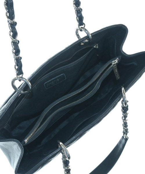 CHANEL กระเป๋าถือขนาดใหญ่