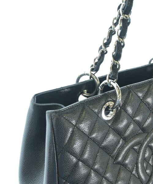 CHANEL กระเป๋าถือขนาดใหญ่