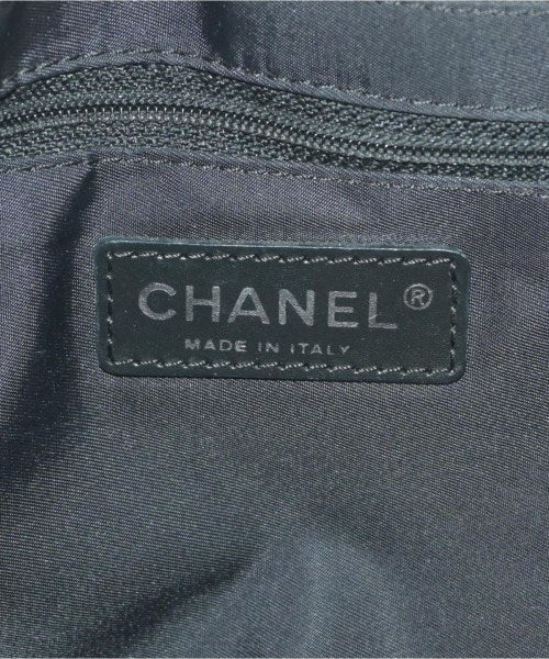 CHANEL กระเป๋าถือขนาดใหญ่