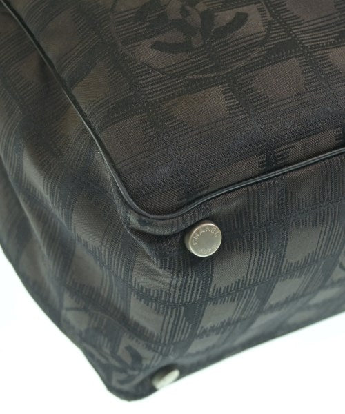 CHANEL กระเป๋าถือขนาดใหญ่