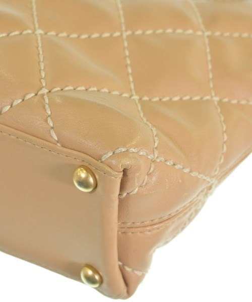 CHANEL กระเป๋าถือขนาดใหญ่