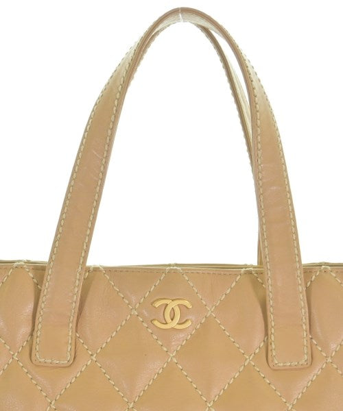 CHANEL กระเป๋าถือขนาดใหญ่