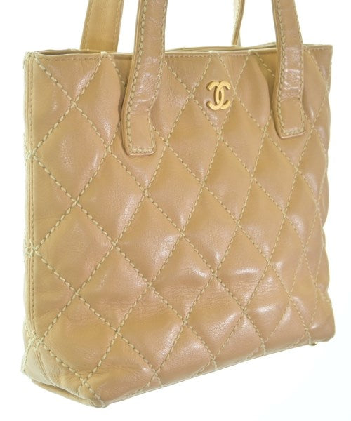 CHANEL กระเป๋าถือขนาดใหญ่