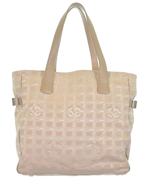 CHANEL กระเป๋าถือขนาดใหญ่