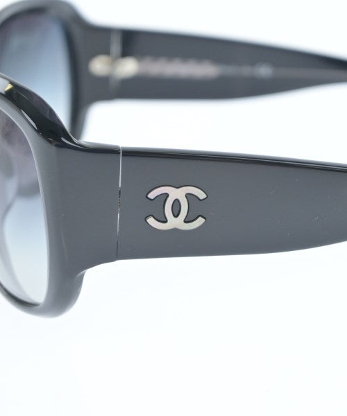 CHANEL แว่นกันแดด