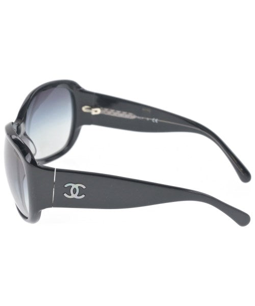 CHANEL แว่นกันแดด
