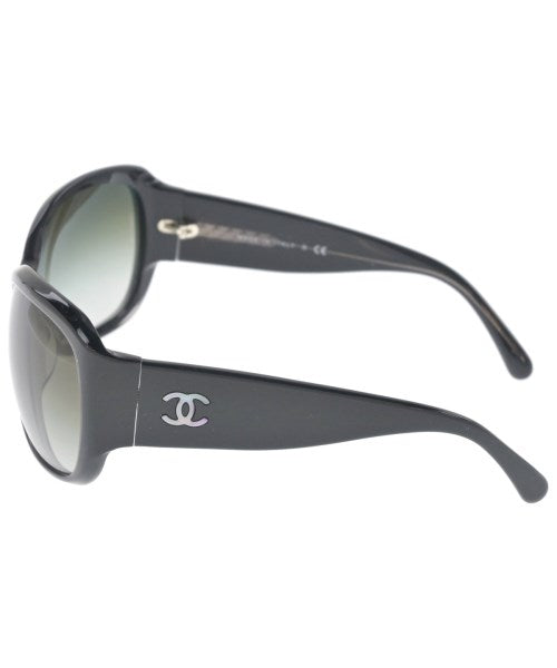 CHANEL แว่นกันแดด