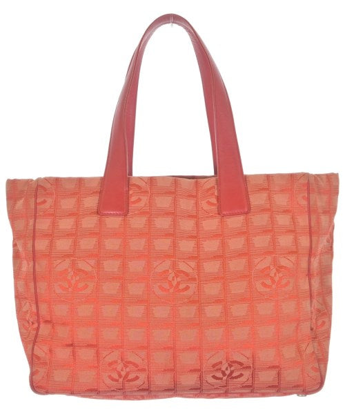 CHANEL กระเป๋าถือขนาดใหญ่