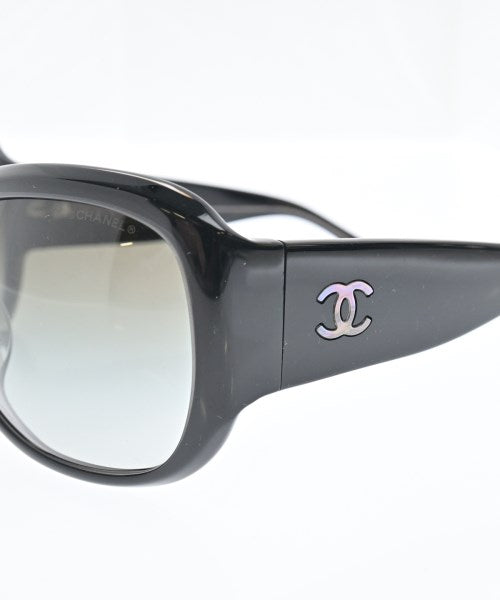 CHANEL แว่นกันแดด