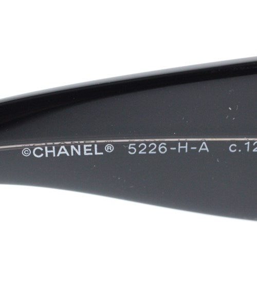 CHANEL แว่นกันแดด