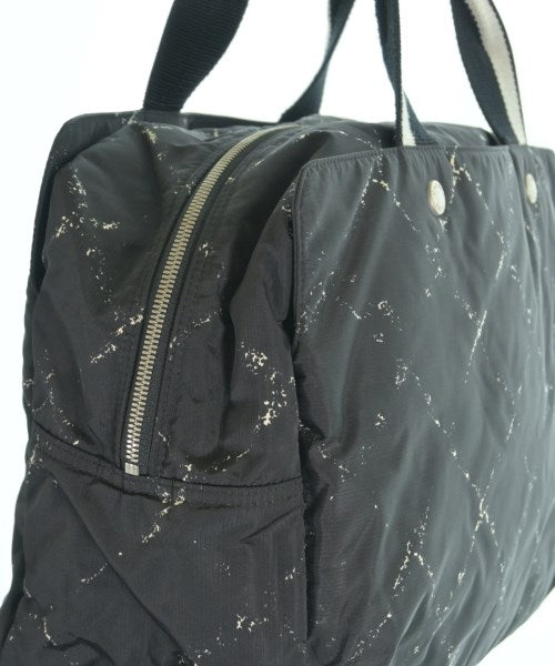 CHANEL กระเป๋าใส่อุปกรณ์ขนาดใหญ่