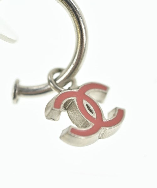 CHANEL เจาะ
