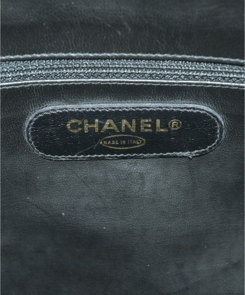 CHANEL กระเป๋าใส่อุปกรณ์ขนาดใหญ่