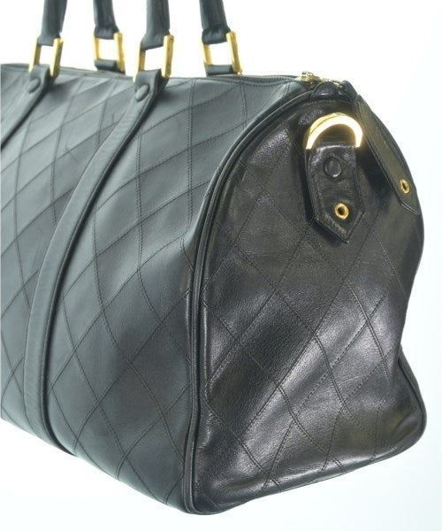 CHANEL กระเป๋าใส่อุปกรณ์ขนาดใหญ่