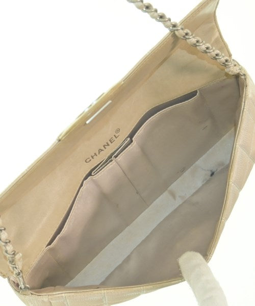 CHANEL กระเป๋าสะพาย