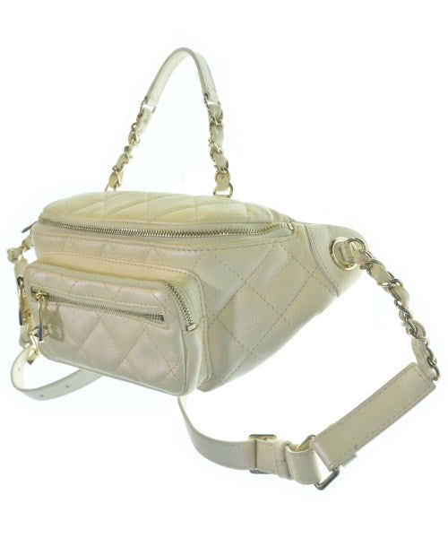 CHANEL กระเป๋าถือ
