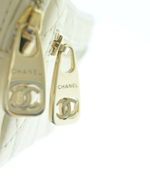 CHANEL กระเป๋าถือ