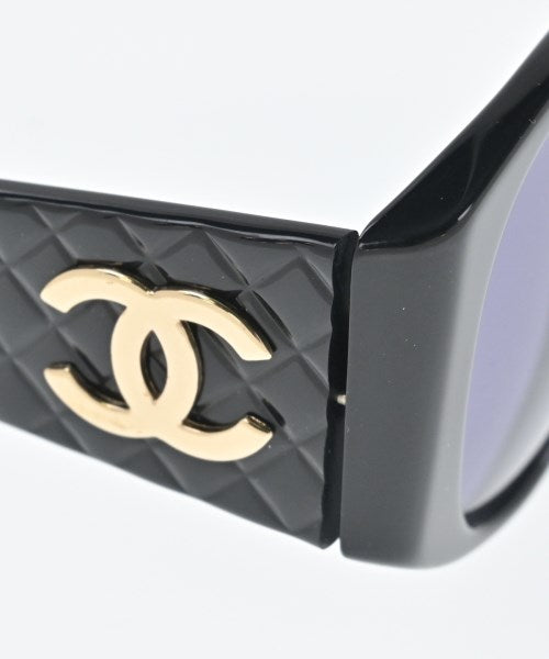 CHANEL แว่นกันแดด