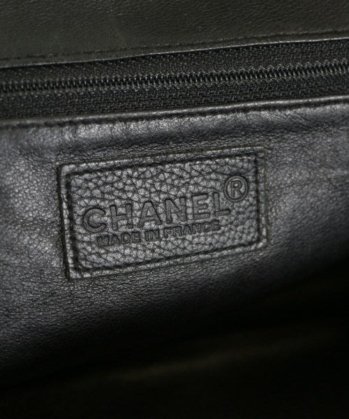 CHANEL กระเป๋าใส่อุปกรณ์ขนาดใหญ่