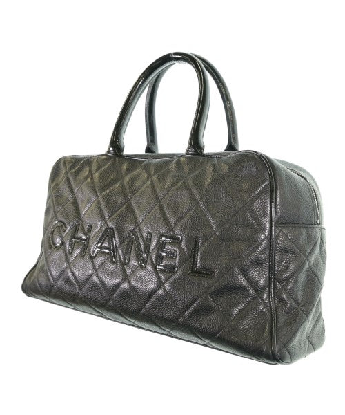CHANEL กระเป๋าใส่อุปกรณ์ขนาดใหญ่