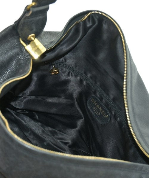 CHANEL กระเป๋าสะพาย
