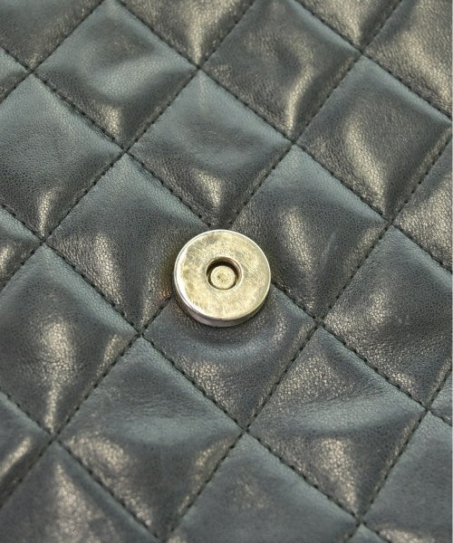 CHANEL กระเป๋าสะพาย
