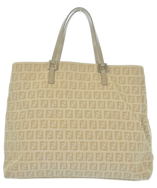 FENDI กระเป๋าถือขนาดใหญ่